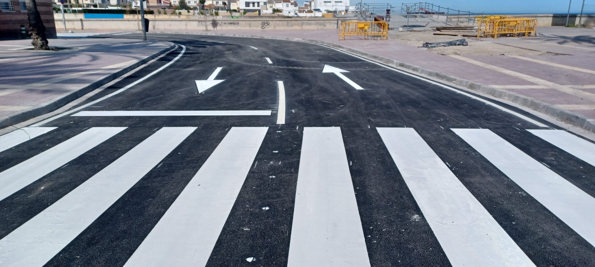 Vinaròs recupera el doble sentit de circulació al passeig de Fora del Forat