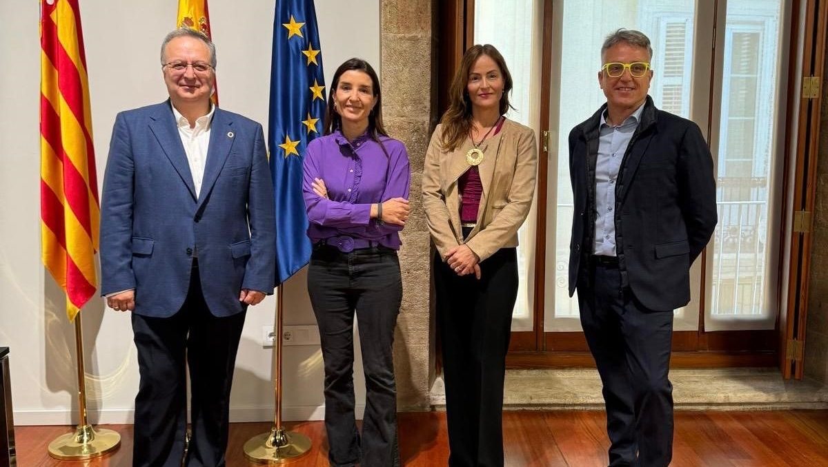Merino destaca l'estalvi que suposaran les deduccions per compra de cristalls graduats i lents de contacte