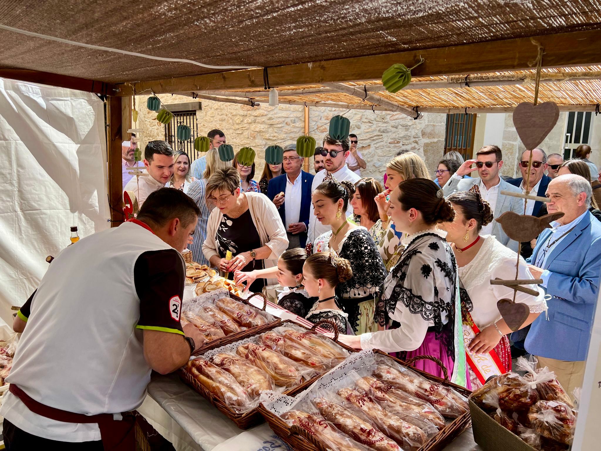 Èxit de participació en la XI Fira de Sant Vicent i dolços tradicionals