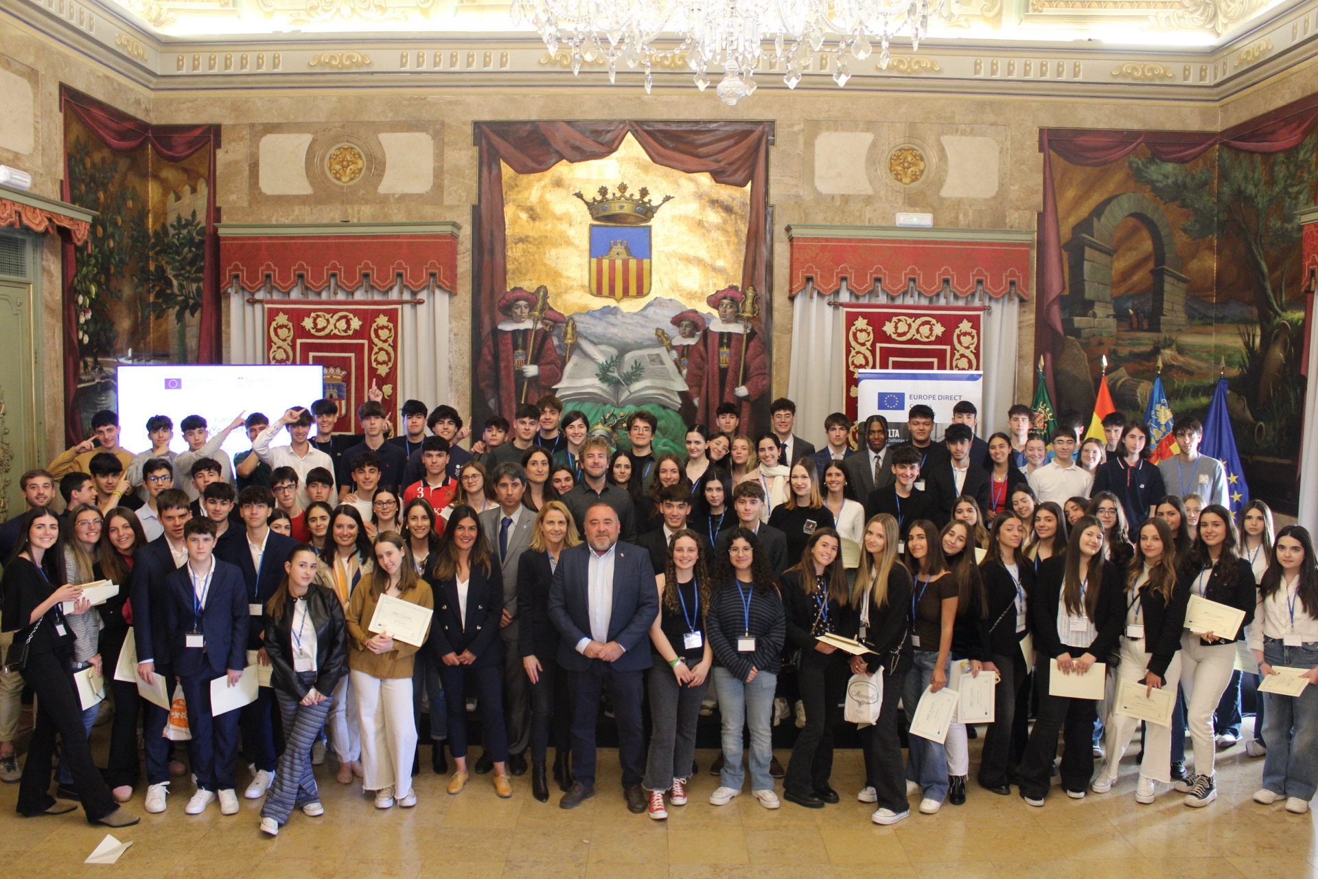La Diputació acosta la UE a joves estudiants amb una simulació del funcionament del Parlament