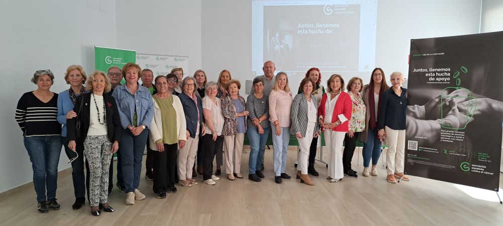 La «Cuestación 2024» de l'AECC es convertix en un homenatge als 70 anys de voluntariat