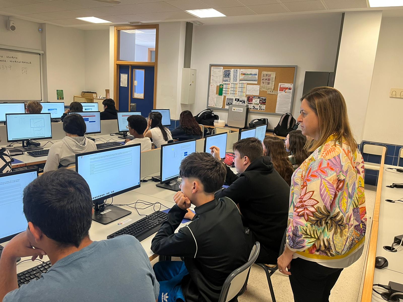 S'avalua competències lingüístiques i matemàtiques dels alumnes de 4t de Primària i 2n d’ESO