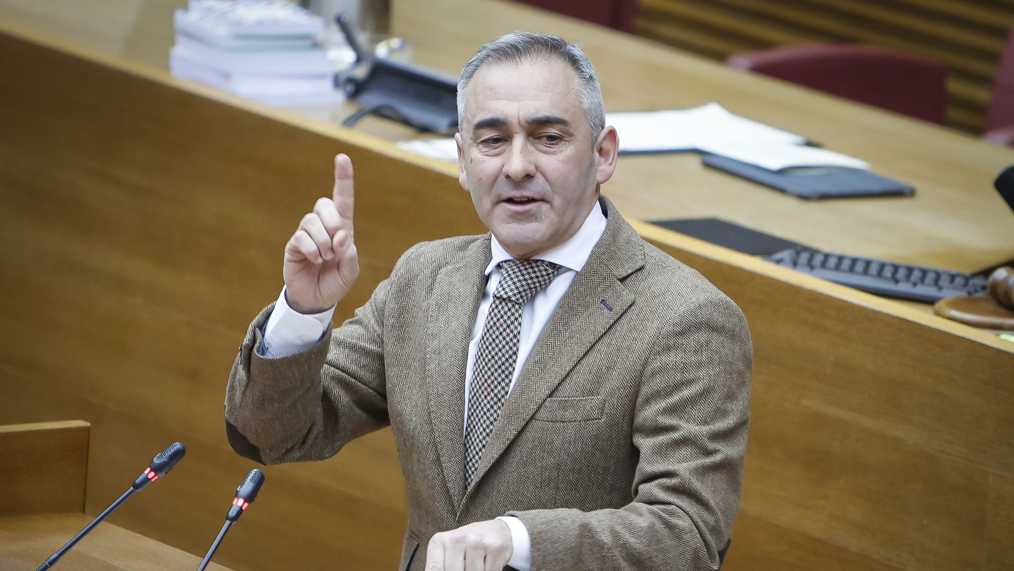 Barrachina apel·la a la responsabilitat per a aprovar sol·licitar a Sánchez un fons d'anivellament