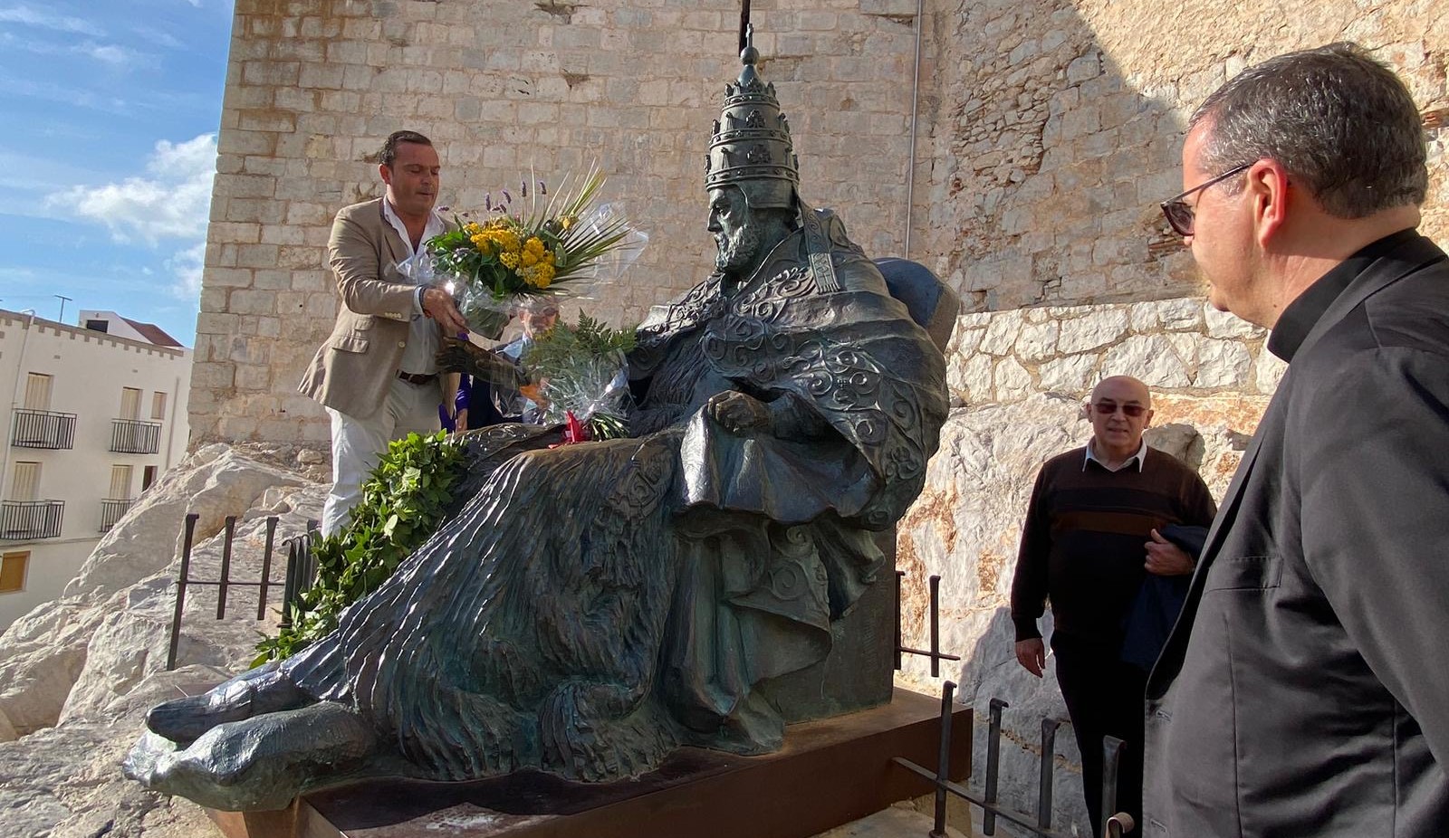 Peníscola clausura l'Any Papa Luna rendint homenatge a Benet XIII