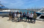 Aguirre mostra el seu suport als pescadors a Vinaròs davant representants de les tres federacions provincials