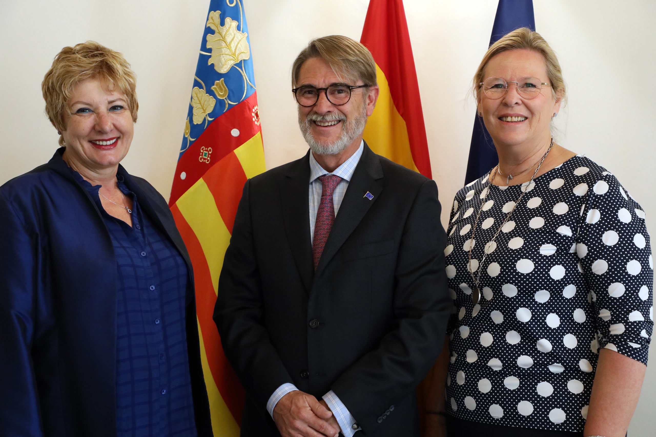 El secretari autonòmic de Representació davant la UE es reunix amb la cònsol general de França