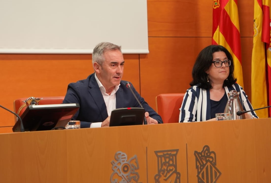 Barrachina: «El pròxim curs suposarà un salt qualitatiu en la qualitat de l'educació en la Comunitat Valenciana»