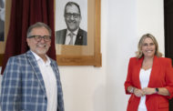 El retrat de l'expresident José Martí ja penja a la Sala de Comissions de la Diputació