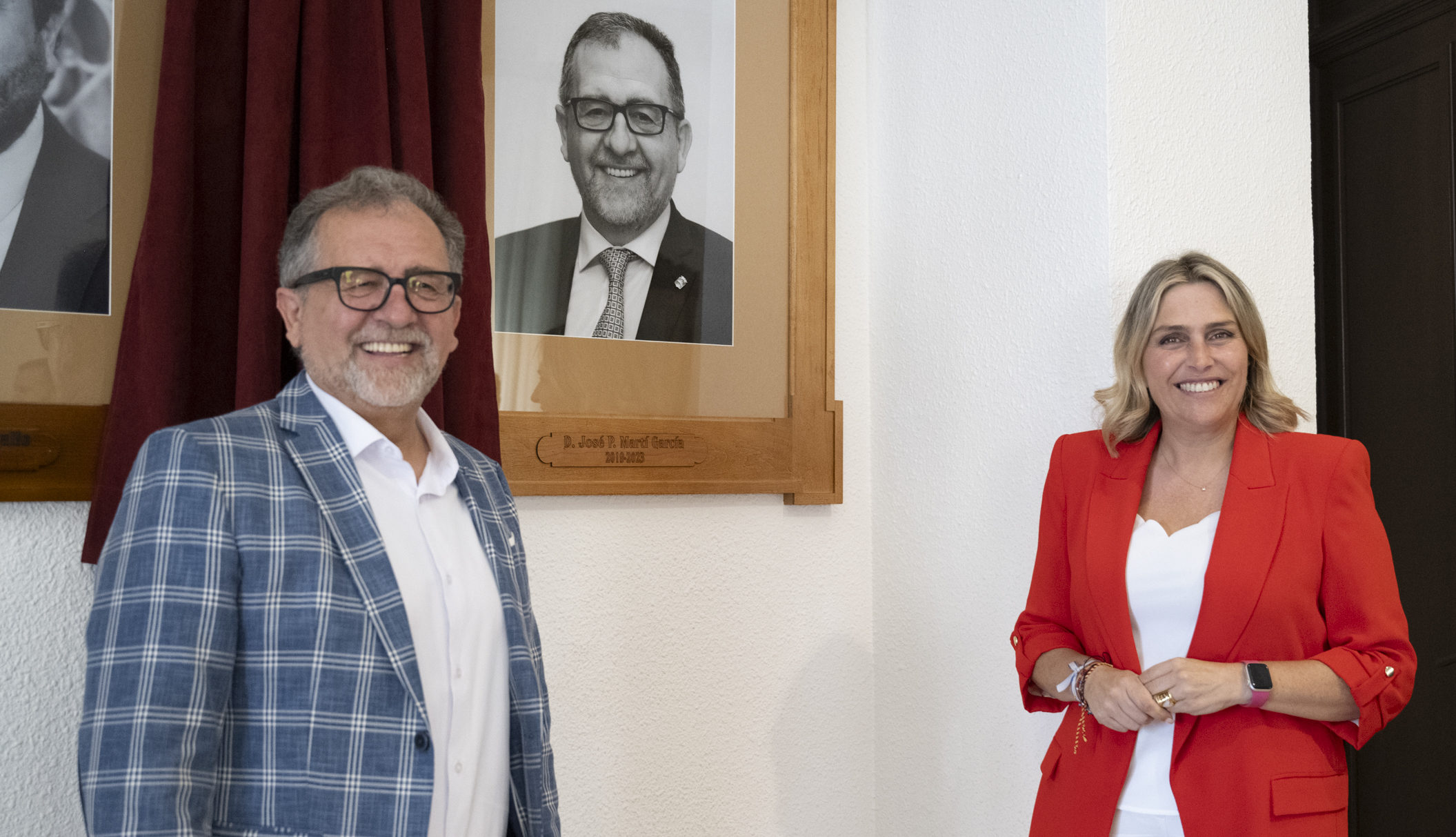 El retrat de l'expresident José Martí ja penja a la Sala de Comissions de la Diputació