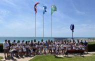 Vinaròs hissa les Banderes Blaves a les platges de Fora Forat i Fortí