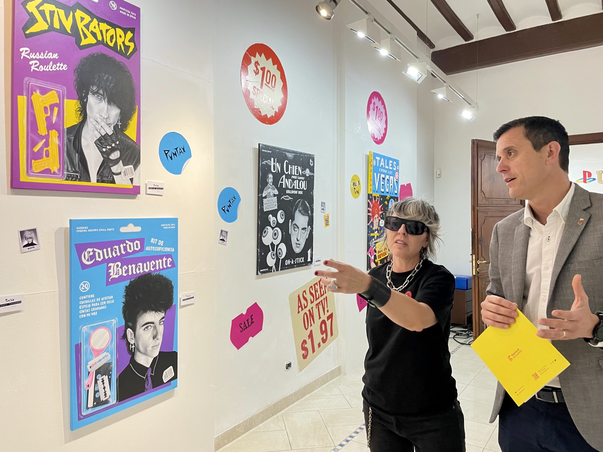 ECO Les Aules obri les seues portes a l'exposició ‘Artículos de kiosko’ de l'artista Puntax