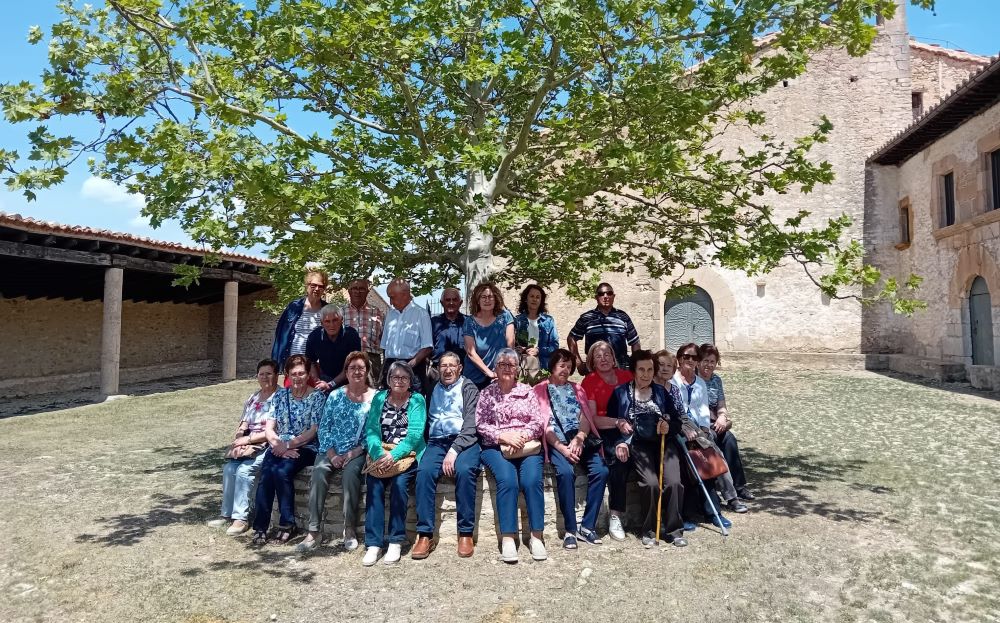 Els majors d'Ares i Castellfort gaudixen d'una jornada de germanor en La Iglesuela del Cid