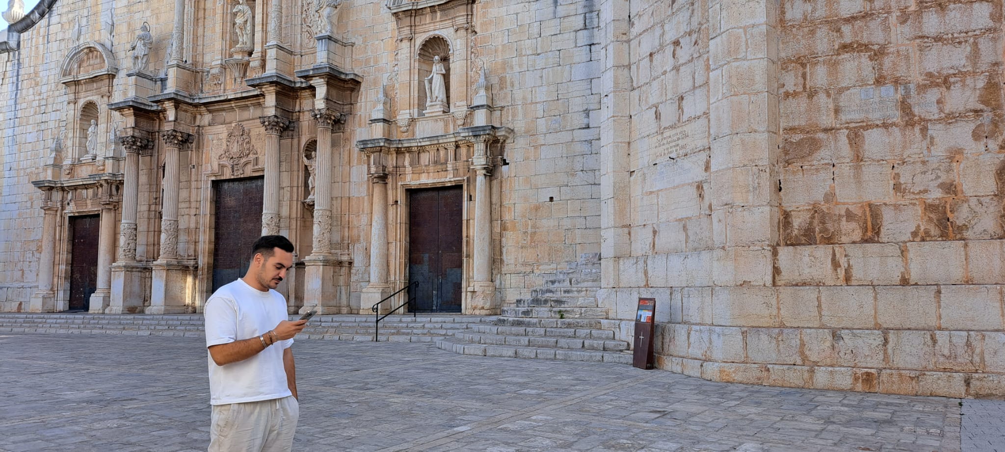 L'Ajuntament instal·la dos nous punts WIFI gratuïts al centre d'Alcalà i Alcossebre