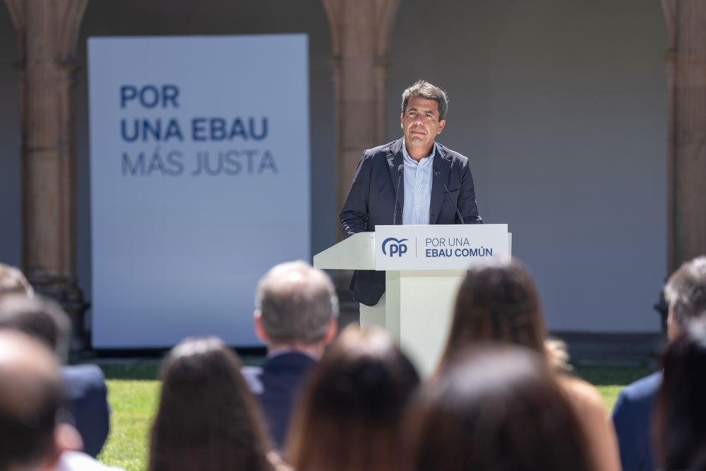 Mazón: «Estem fent política d'estat des de les autonomies per a garantir la igualtat d'oportunitats»
