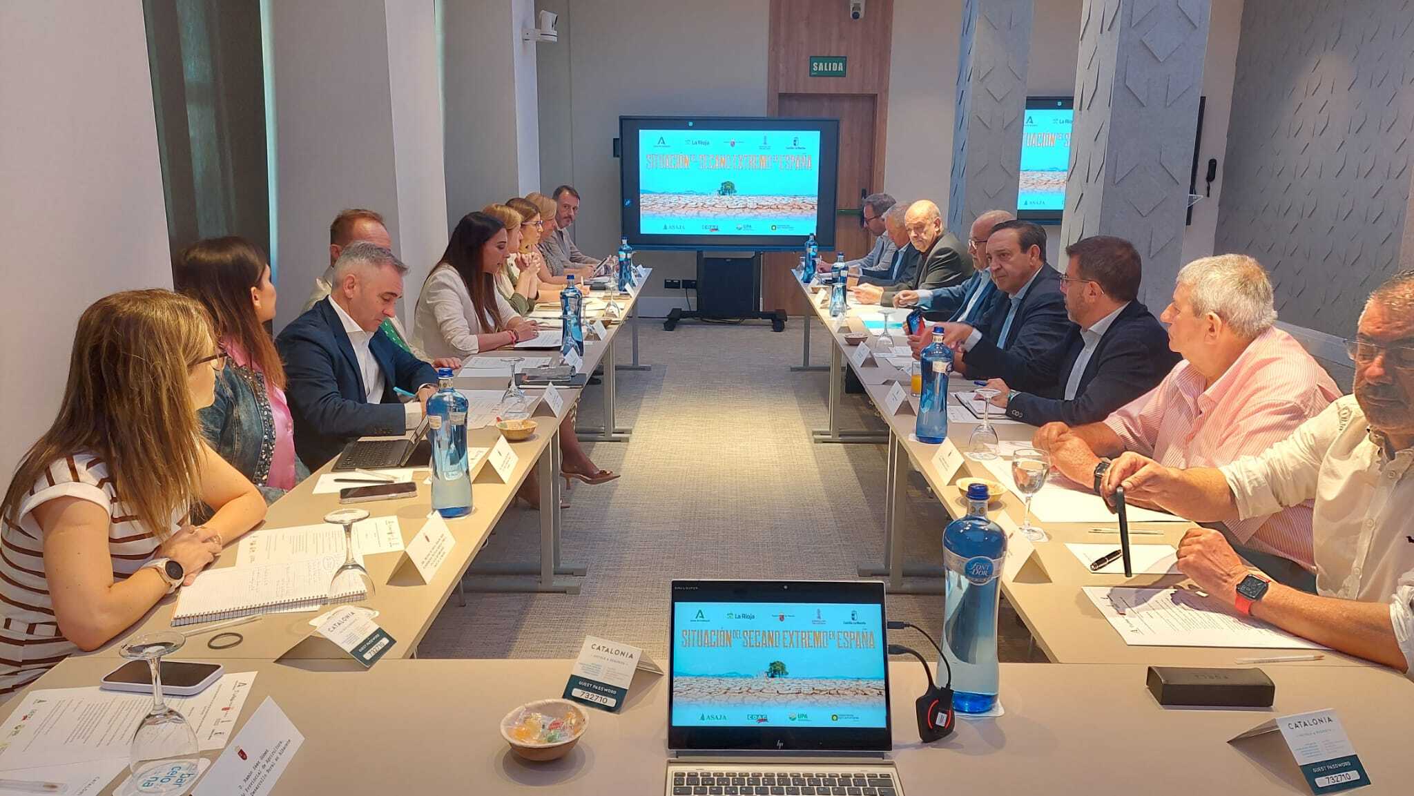 Barrachina reclama la convocatòria de la Mesa de la Sequera i mesures urgents
