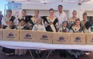 Peníscola repartix «dolços típics i moscatell» als seus turistes en les Festes Patronals