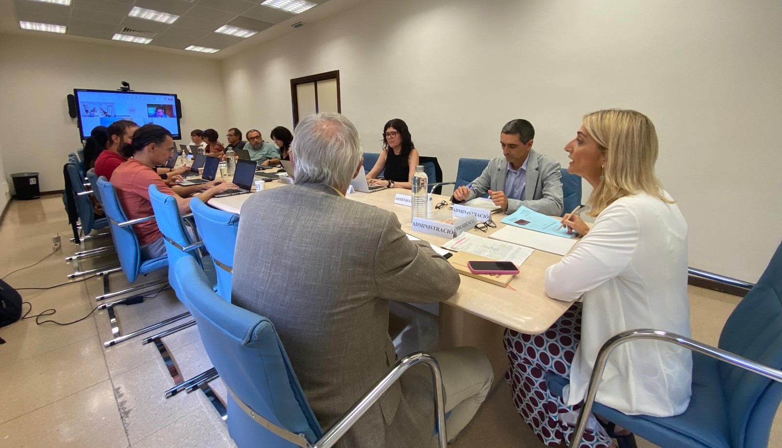 Educació presentarà un recurs de reposició a la mesura cautelar del TSJ sobre les plantilles docents