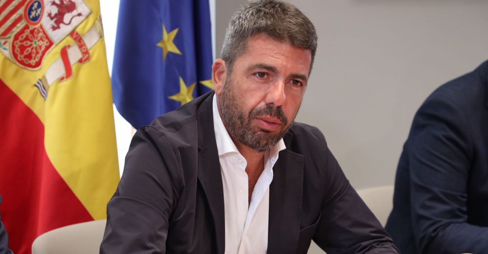 Mazón: «Activem un Pla per a contractar joves per al sector públic apostant pel talent i l'ocupació»