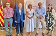Justícia firma amb Creu Roja un conveni perquè l'entitat aporte els seus recursos en situacions d'emergència