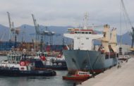 PortCastelló trasllada «el malson» del vaixell Caribana al port de Vinaròs amb «el perill d'enfonsament»