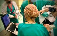La Fe realitza cada any una mitjana de 15 operacions cerebrals amb el pacient despert