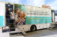 La unitat mòbil sense cita supera les 900 vacunes contra la grip i COVID-19 a la província