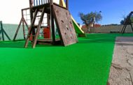 L'Ajuntament d'Alcalà-Alcossebre renova el paviment del pati d'Infantil del CEIP La Mola