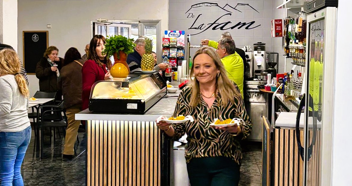 La gastronomia argentina i espanyola s’unixen en una nova proposta a Canet lo Roig, «De la Fam»
