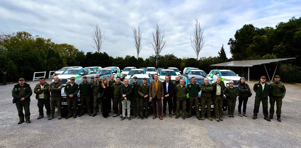 La Generalitat reforça els recursos dels Agents Mediambientals amb el lliurament de nous vehicles