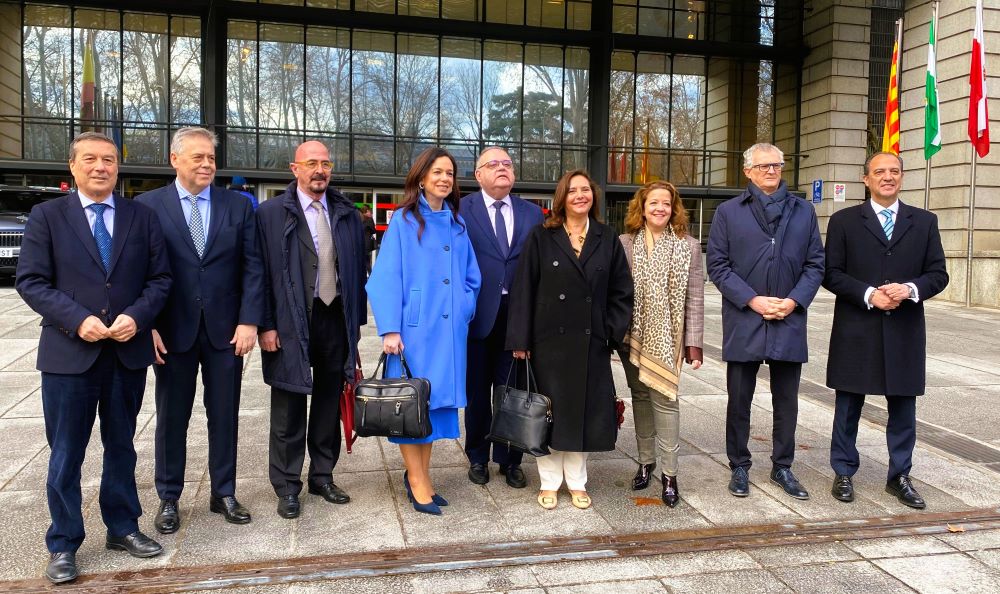 Gómez manifesta el seu rebuig davant de la imposició d'un Estatut Marc que envaïx competències