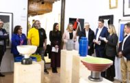 Barrachina destaca la ceràmica i la cultura com un gran engranatge a través de l'exposició de Colorobbia 