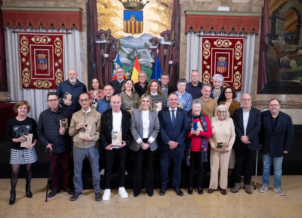 La Diputació ret homenatge i reconeix els serveis prestats al personal jubilat