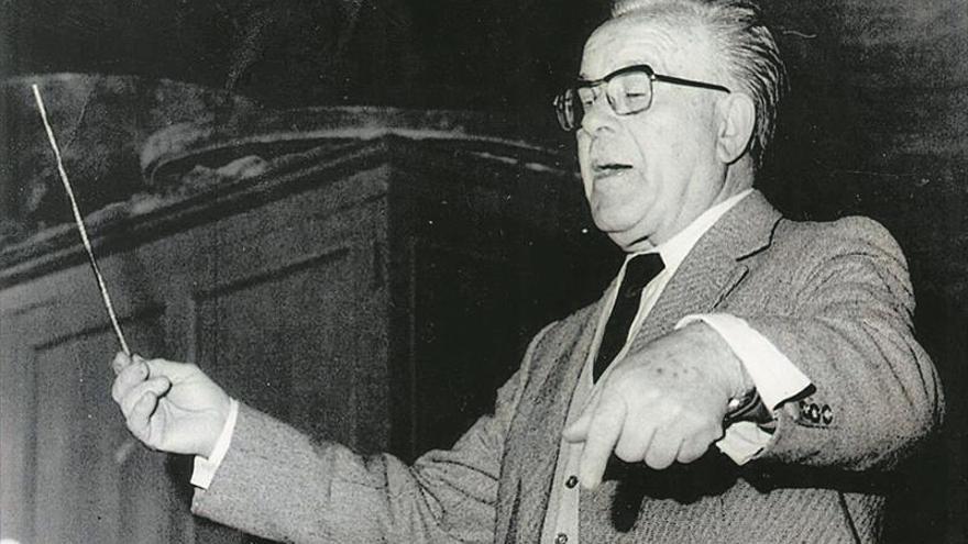 Màlaga distingix a Perfecto Artola, fill de Benassal, amb el nom d'una nova agrupació musical