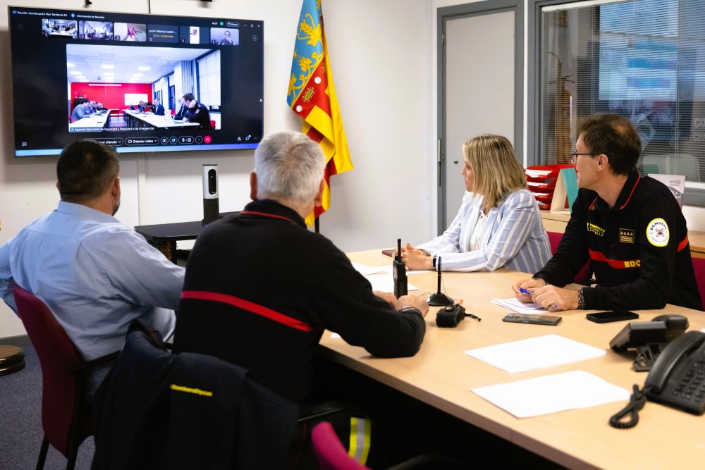 El Consorci de Bombers assistix al Cecopi per a continuar coordinant les actuacions