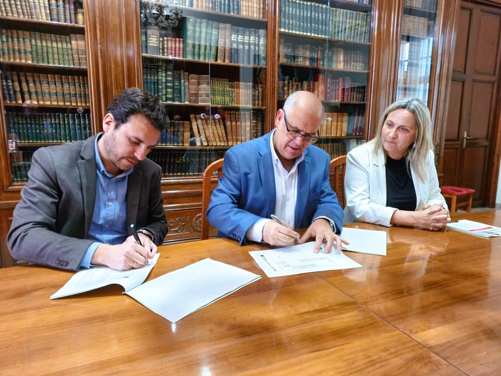 Benicarló impulsa la formació per a combatre la bretxa digital amb un conveni amb Adecco