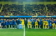 El Servigroup Peníscola FS rep l'homenatge del Vila-real CF