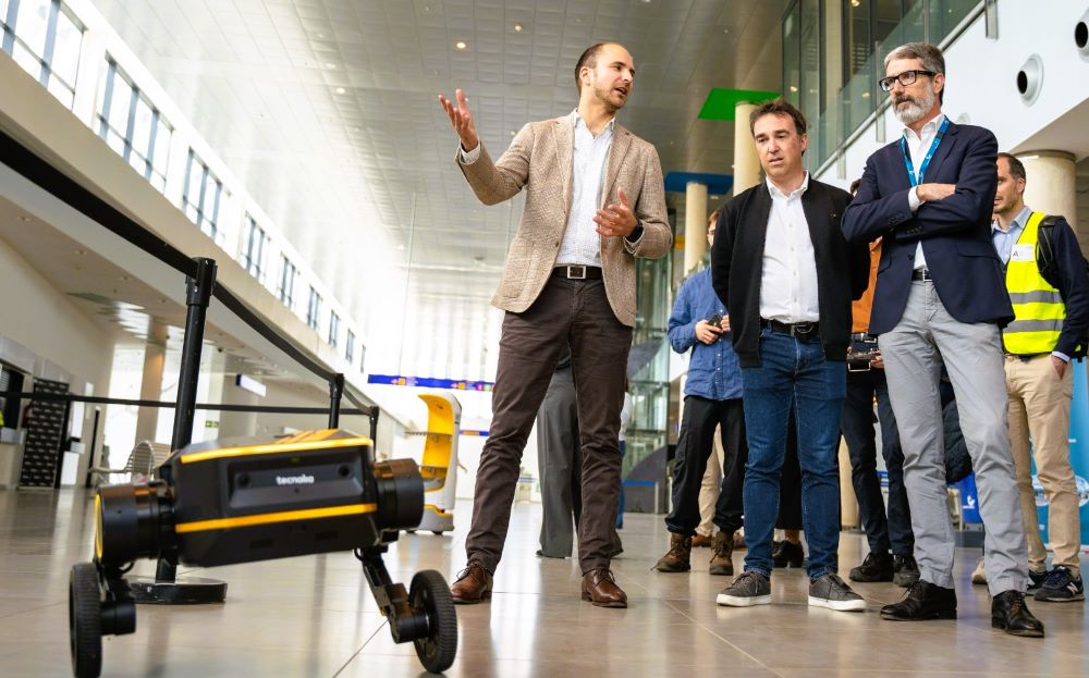 Aerocas i l'Associació de Robòtica Mòbil impulsen un hub de robòtica aeroportuària pioner