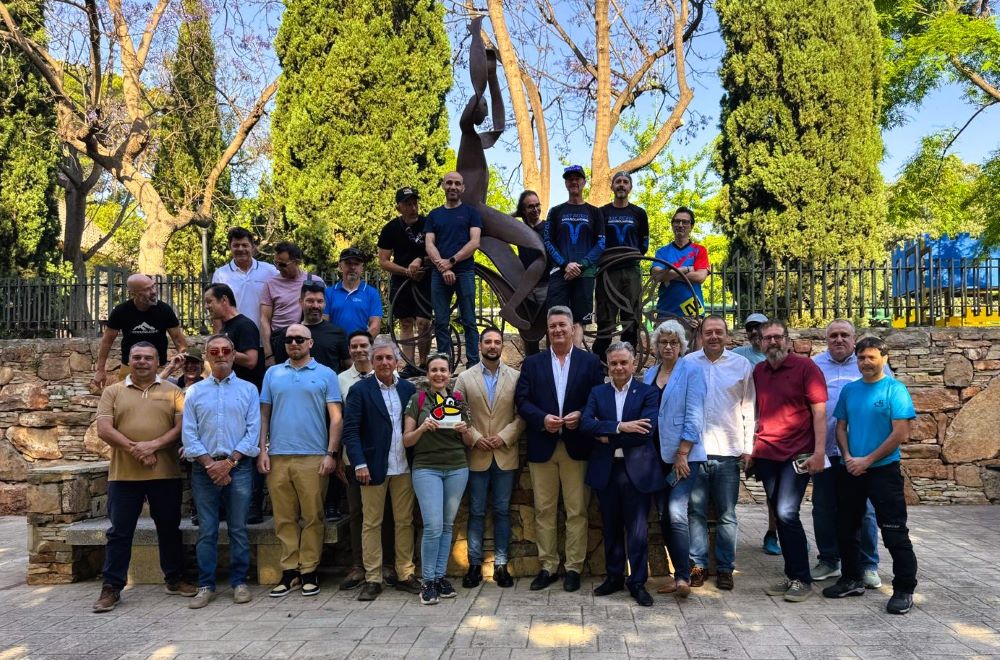Mus destaca l'aposta per compatibilitzar el ciclisme de muntanya amb disfrutar i respectar el medi ambient