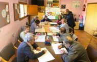 Les persones usuàries de la SPAP d’Ares cultiven el seu propi hort com a activitat terapèutica i social