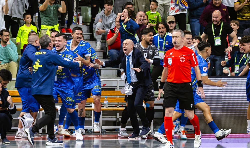 Santi Valladares renova com a entrenador del Servigroup Peníscola FS