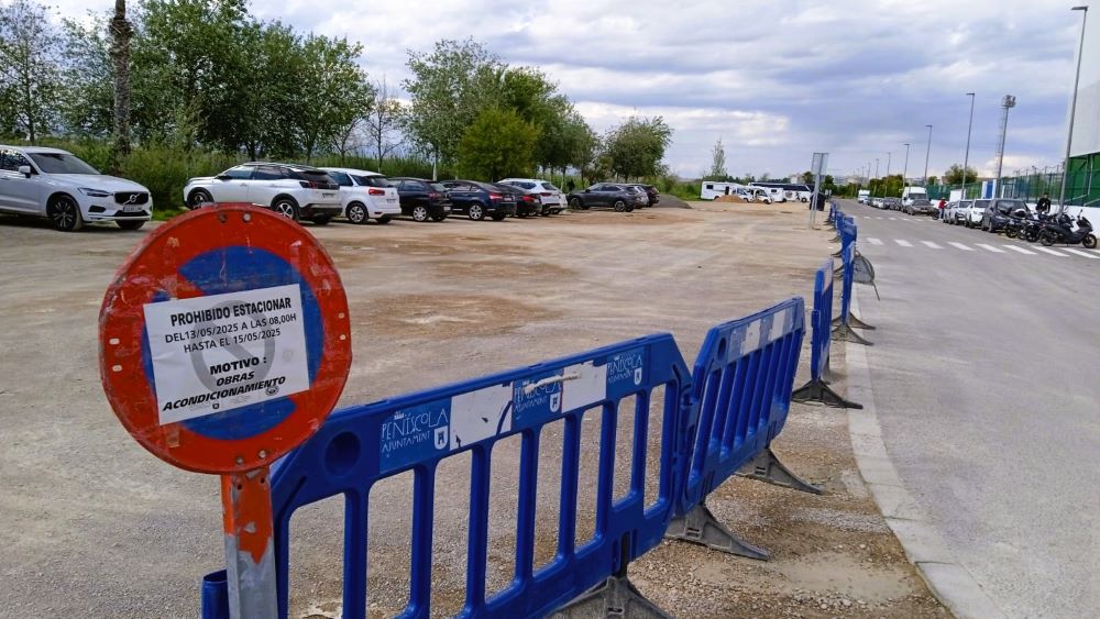 Apnal lamenta que Peníscola utilitze zones d'estacionament en «sòl protegit de la marjal»