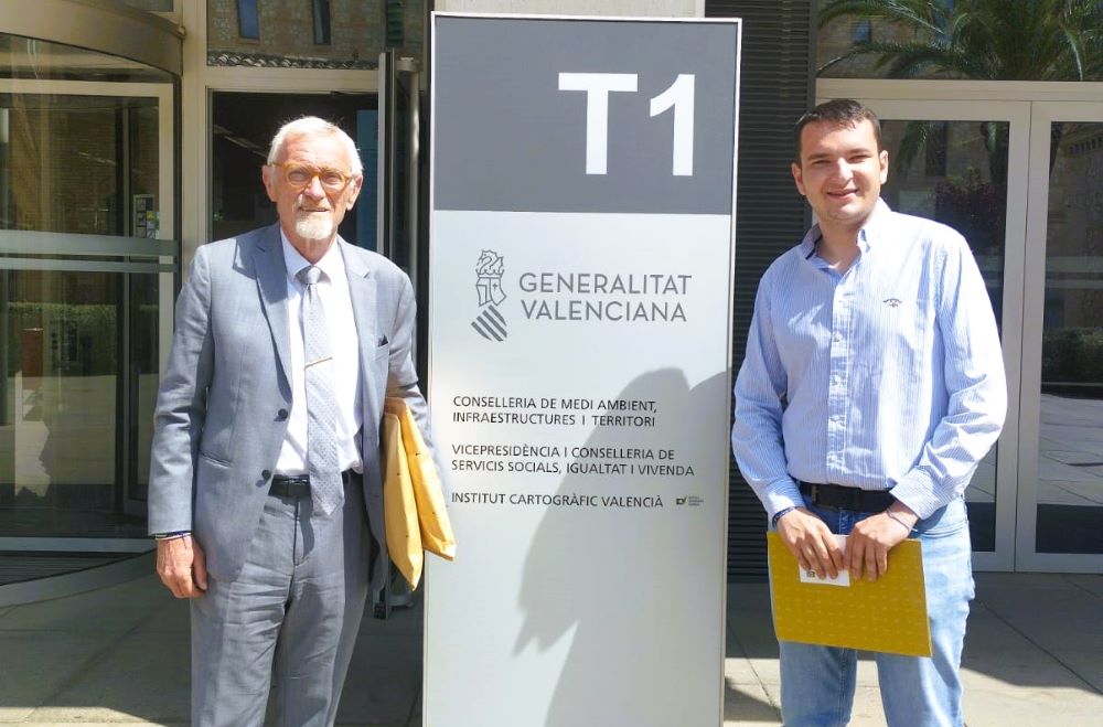 Els regidors Sorlí i Castell tracten a València diversos temes de Benicarló com el segellat de l'abocador