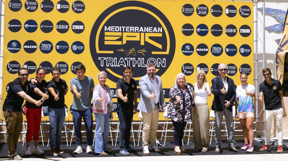 La Diputació impulsa la Mediterranean Triathlon per a seguir projectant Castelló com a escenari esportiu