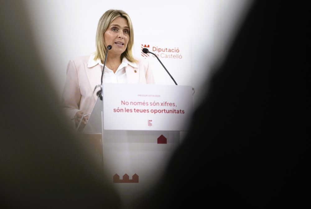 Barrachina demana reunir-se amb Montero per a traslladar-li l'incompliment del Govern amb la província