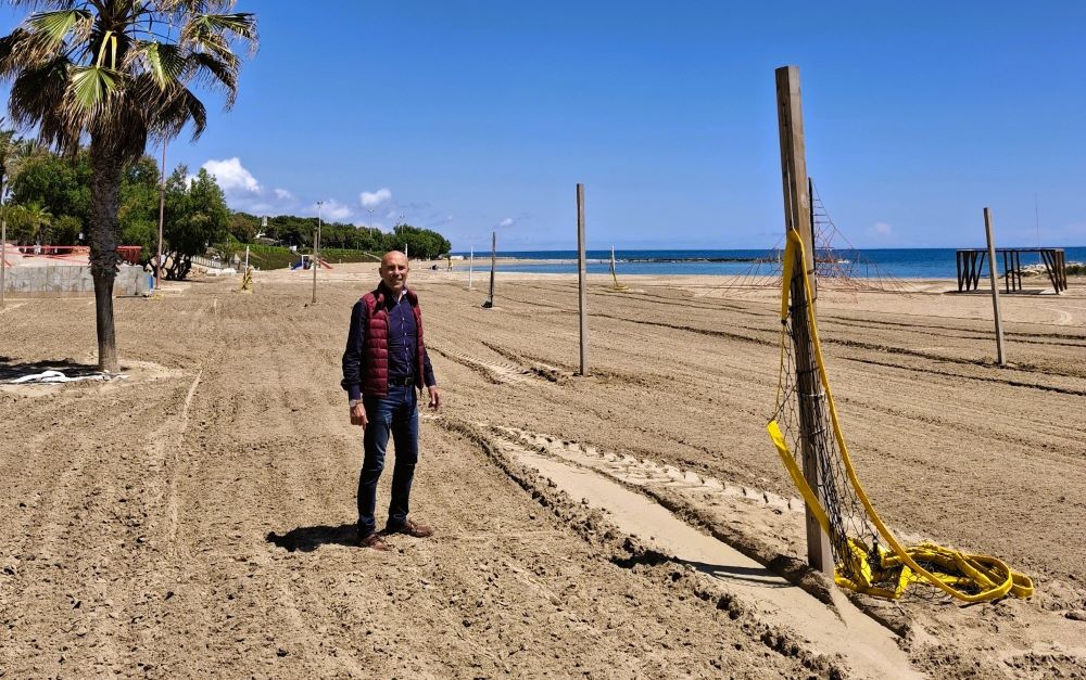 L’Ajuntament de Vinaròs adequa la zona esportiva lúdic-recreativa de la platja del Fortí