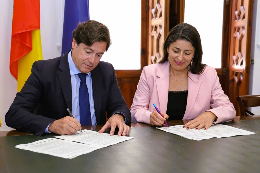 Generalitat i Fundació ValgrAI col·laboren en la capacitació digital en pobles menuts