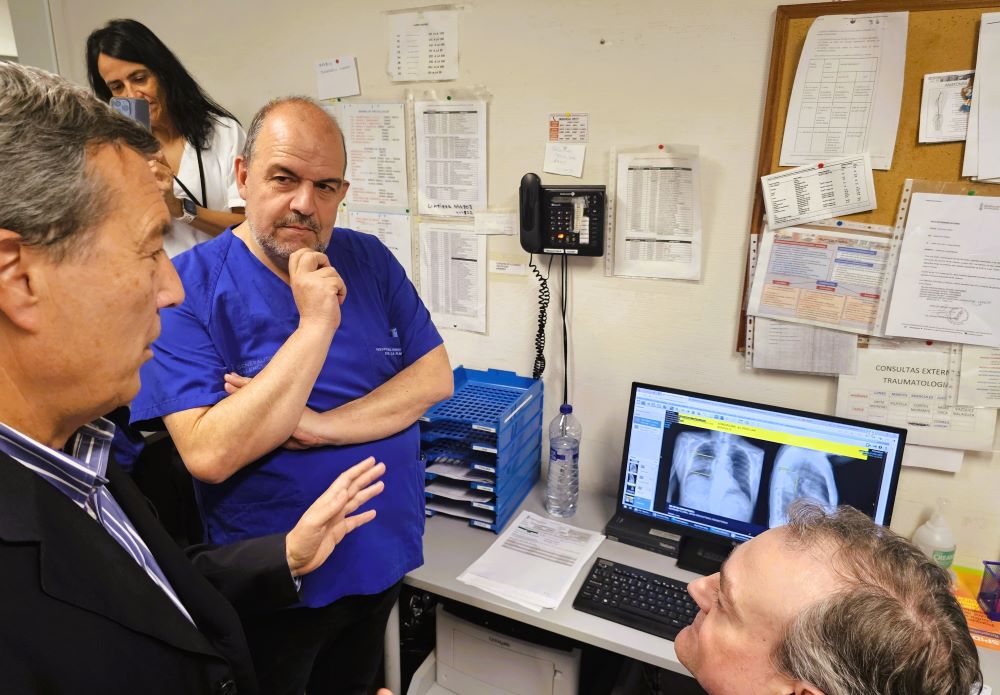 Sanitat implanta la IA per a la lectura de radiografies d’ossos i tòraxs en urgències hospitalàries i primària