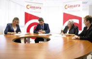 Barrachina enaltix la unió de la Diputació amb el Consell i la Cambra de Comerç per a revitalitzar l'economia