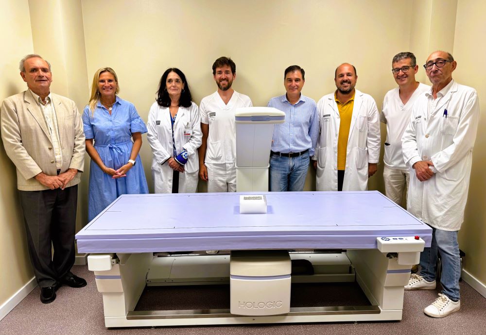 Fabregat visita l'Hospital de Vinaròs amb motiu de la posada en marxa del nou densitòmetre ossi
