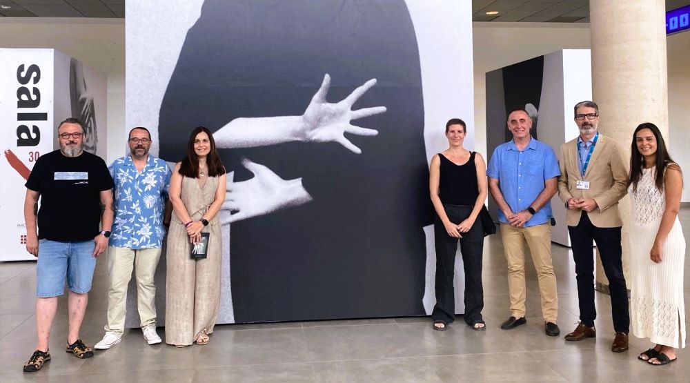 L'aeroport i el Museu de Vilafamés posen en marxa la novena exposició del projecte «Sala 30»